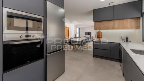 Moradia T4 para Venda em Silveira
