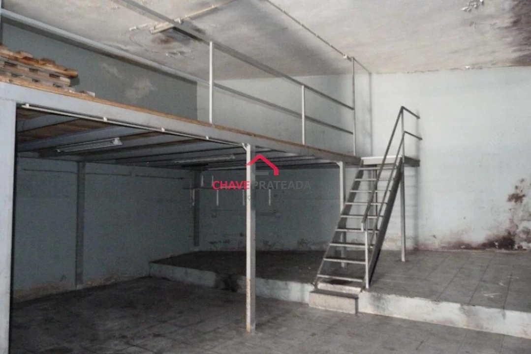 Armazém para Arrendamento em Braga (São José de São Lázaro e São João do Souto) Foto 10