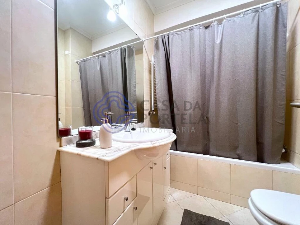 Apartamento T2 para Venda em Pedroso e Seixezelo Foto 14