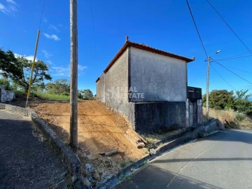 Moradia T3 para Venda em Prazeres