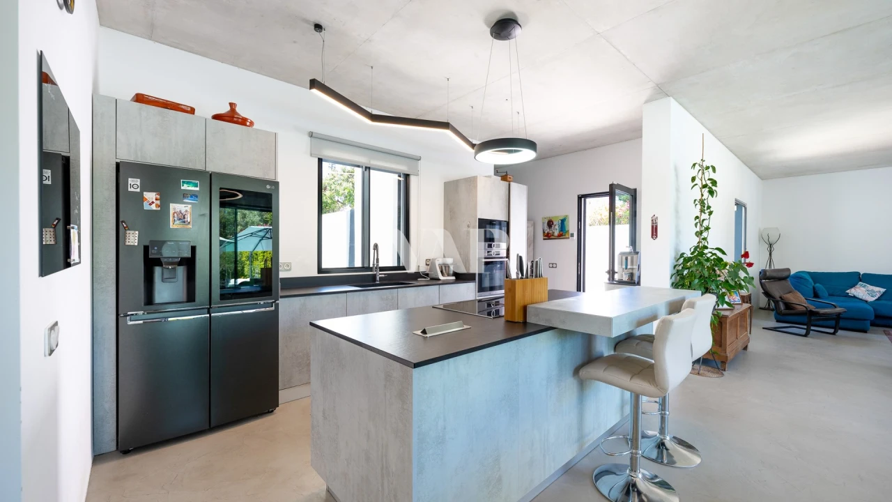 Moradia T4 para Venda em Almancil Foto 5