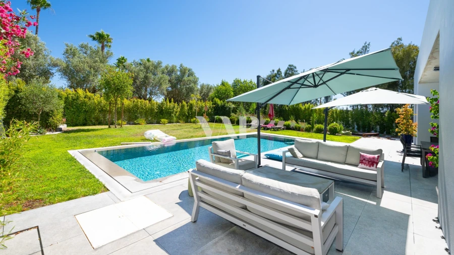 Moradia T4 para Venda em Almancil Foto 27