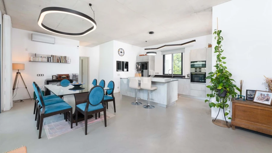 Moradia T4 para Venda em Almancil Foto 7