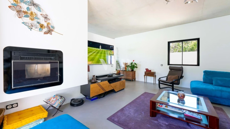 Moradia T4 para Venda em Almancil Foto 9