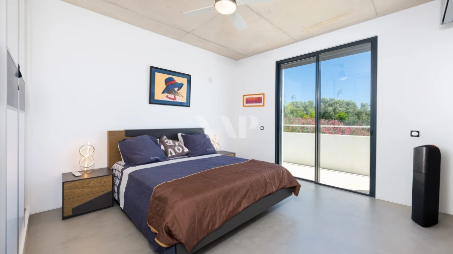 Moradia T4 para Venda em Almancil Foto 24