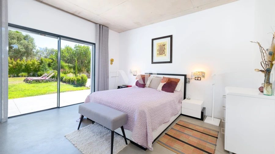 Moradia T4 para Venda em Almancil Foto 6