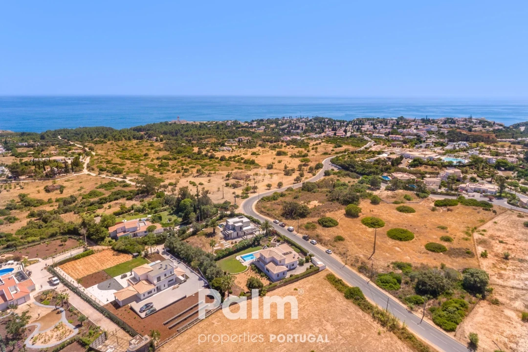 Moradia T4 para Venda em Ferragudo Foto 9