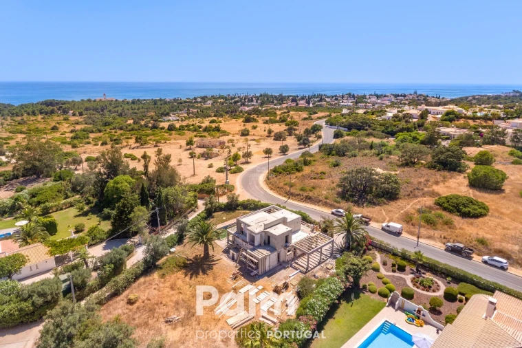Moradia T4 para Venda em Ferragudo Foto 6