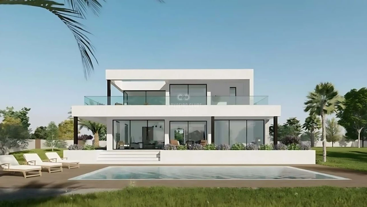 Moradia T4 para Venda em Ferragudo Foto 1