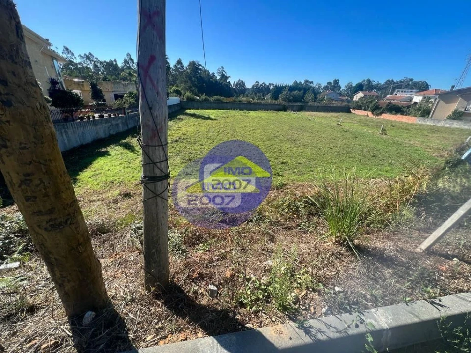 Terreno para Venda em Nogueira da Regedoura Foto 7