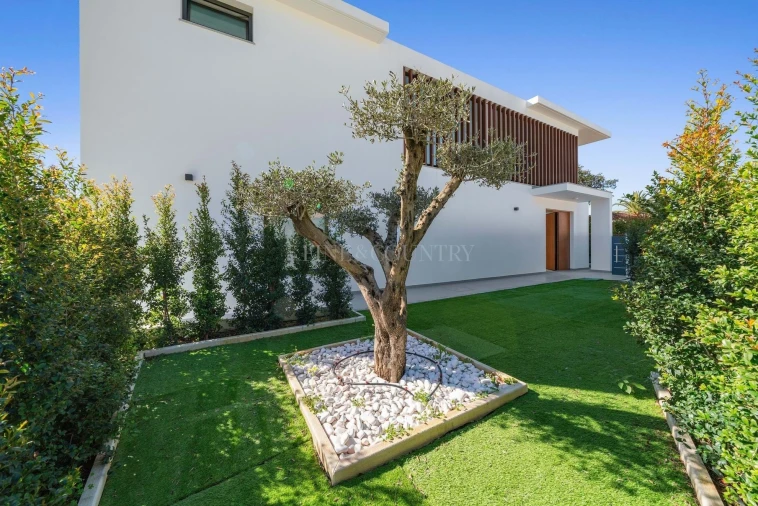 Moradia T4 para Venda em Albufeira e Olhos de Água Foto 34
