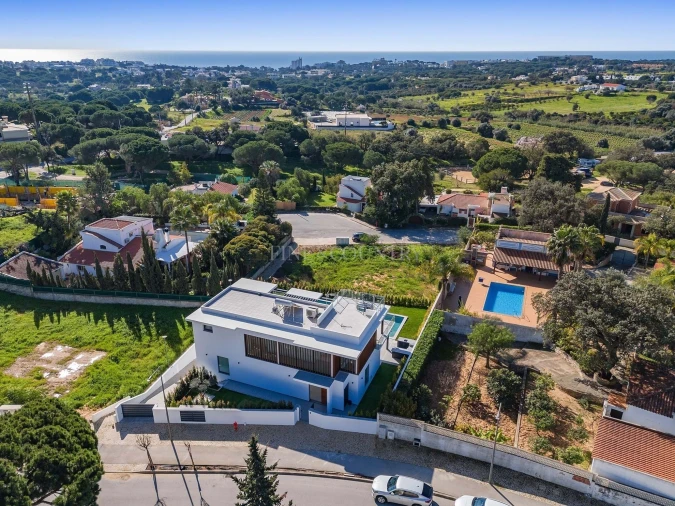 Moradia T4 para Venda em Albufeira e Olhos de Água Foto 43