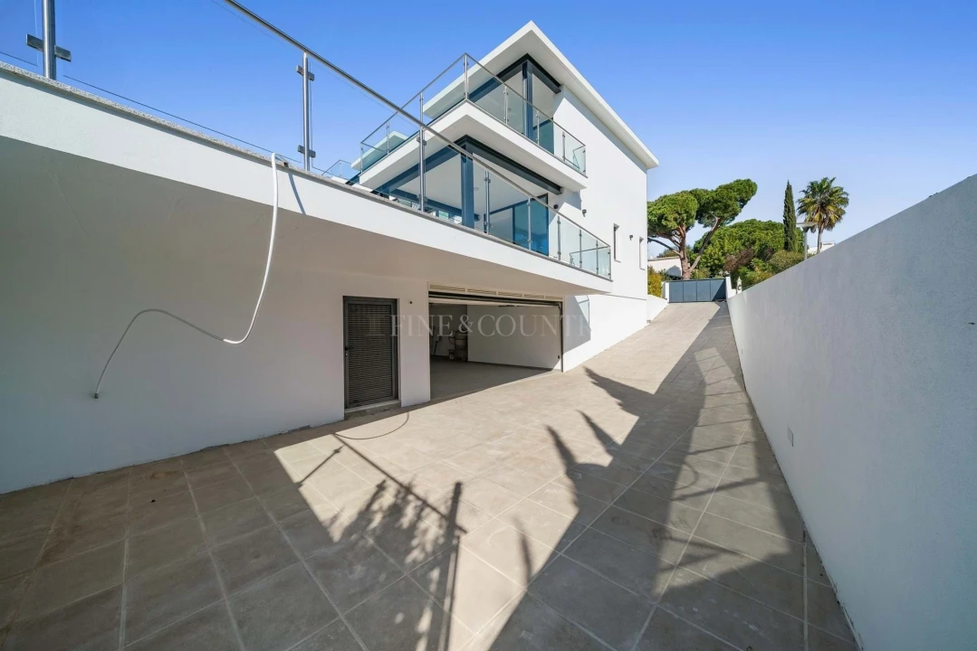 Moradia T4 para Venda em Albufeira e Olhos de Água Foto 33