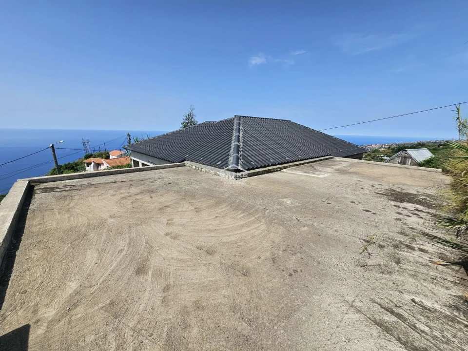 Moradia T2 para Venda em Tabua Foto 21