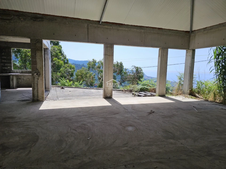 Moradia T2 para Venda em Tabua Foto 6