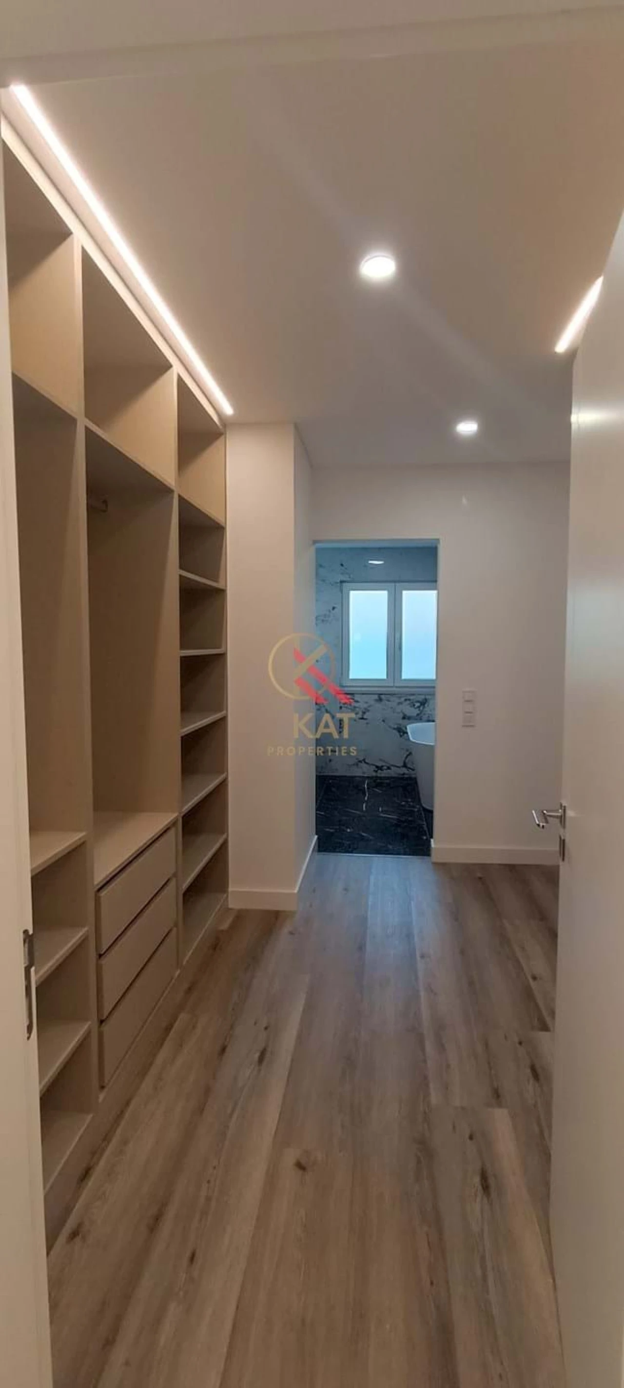 Moradia T4 para Venda em Charneca de Caparica e Sobreda Foto 12