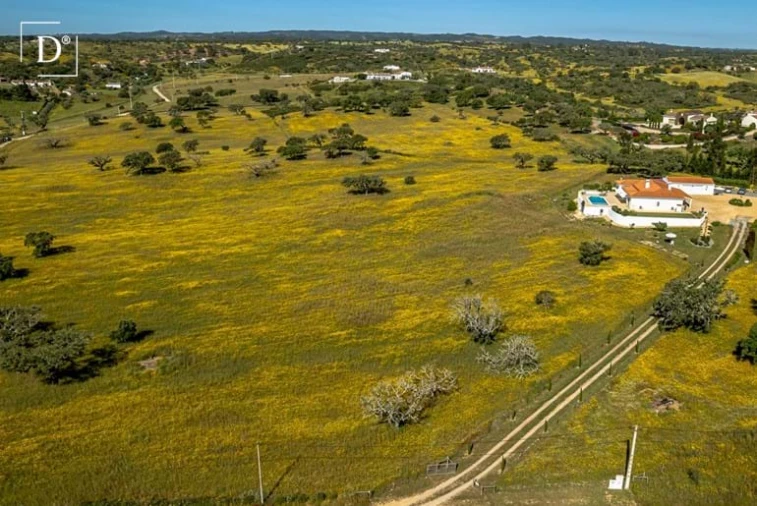 Moradia T4 para Venda em Ourique Foto 28