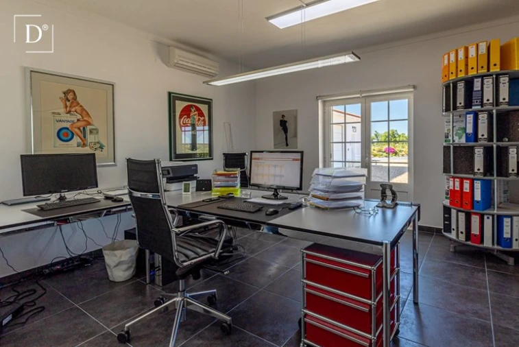 Moradia T4 para Venda em Ourique Foto 23