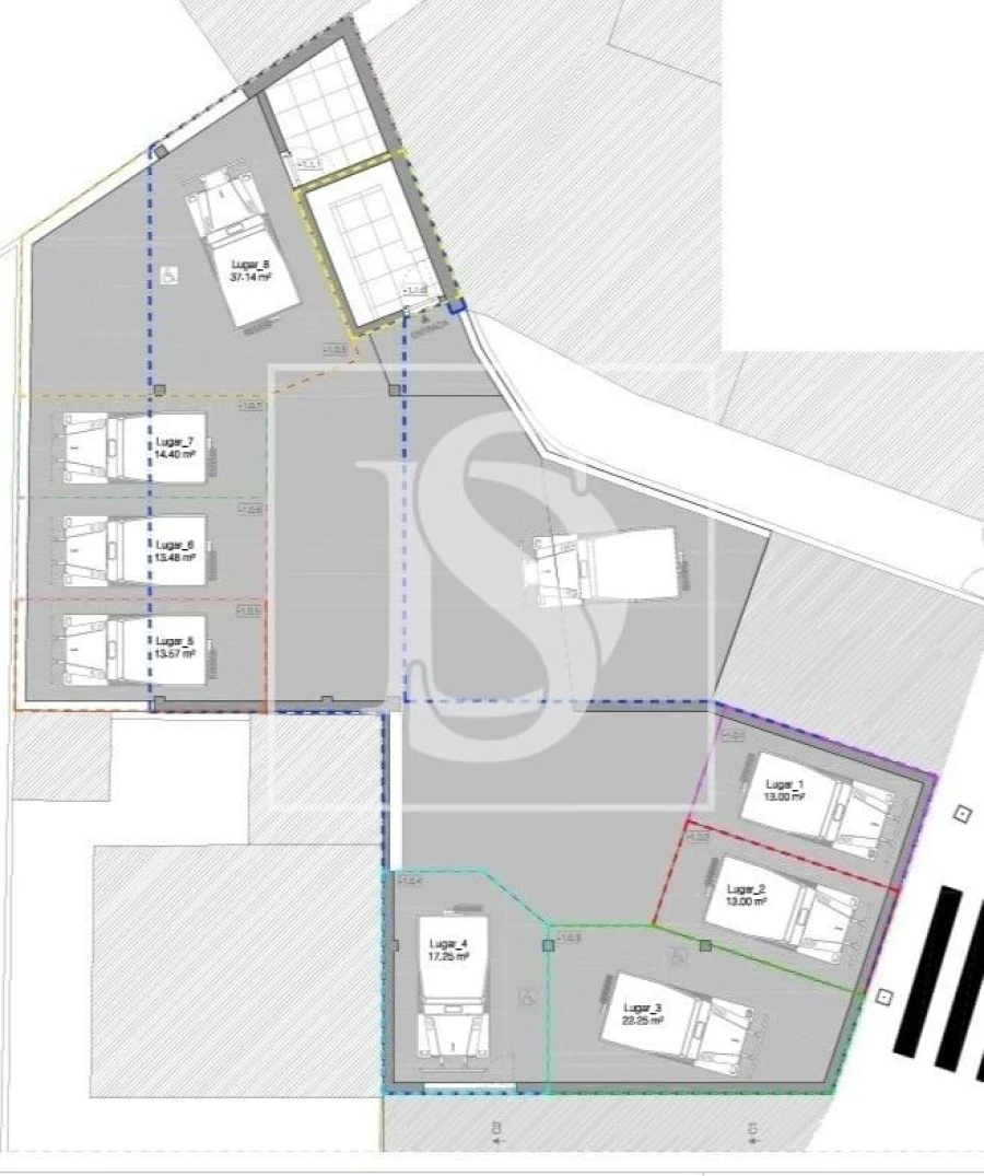Apartamento T1 para Venda em Sé, Santa Maria e Meixedo Foto 10