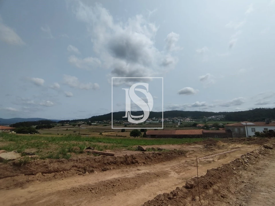 Terreno para Venda em Barcelos, V.Boa, V.Frescainha Foto 3