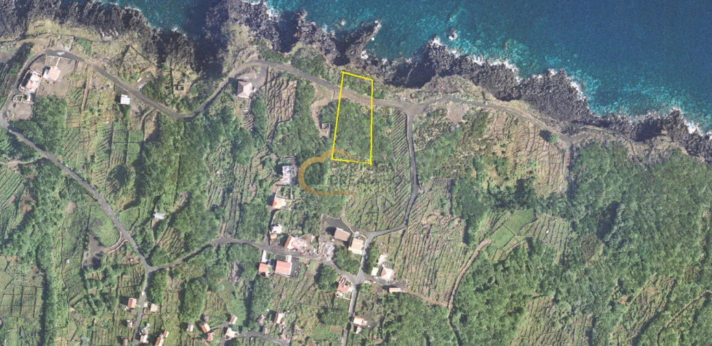 Terreno para Venda em Ribeirinha Foto 2