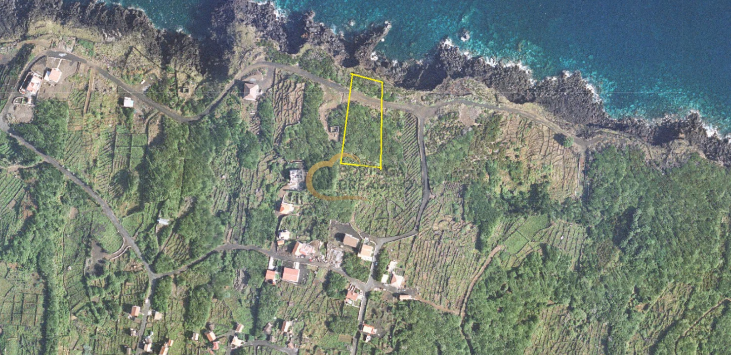 Terreno para Venda em Ribeirinha Foto 2