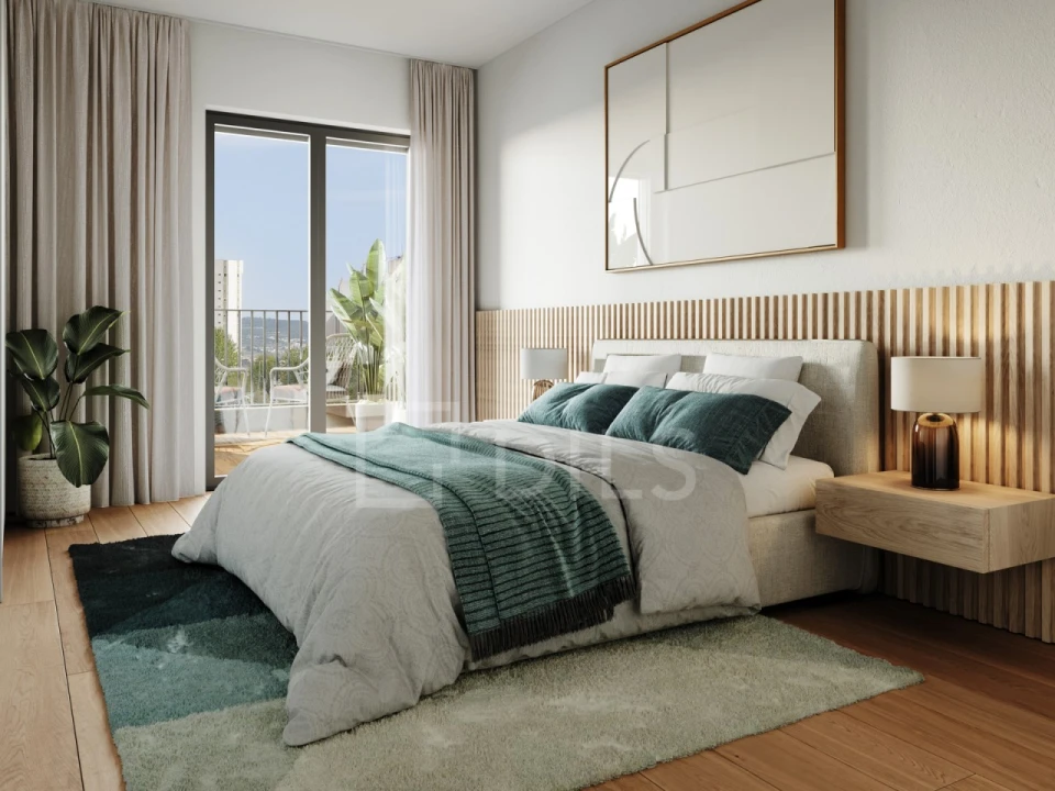 Apartamento T4 para Venda em Santo António dos Cavaleiros e Frielas Foto 9
