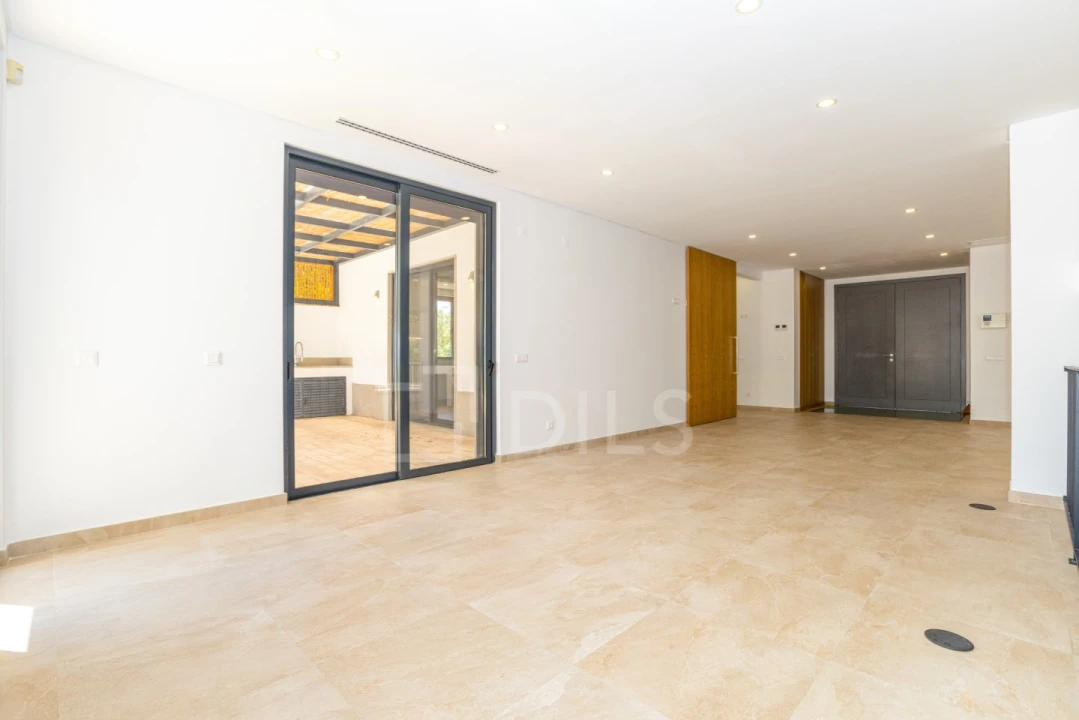 Moradia T4 para Venda em Loule (São Clemente) Foto 10