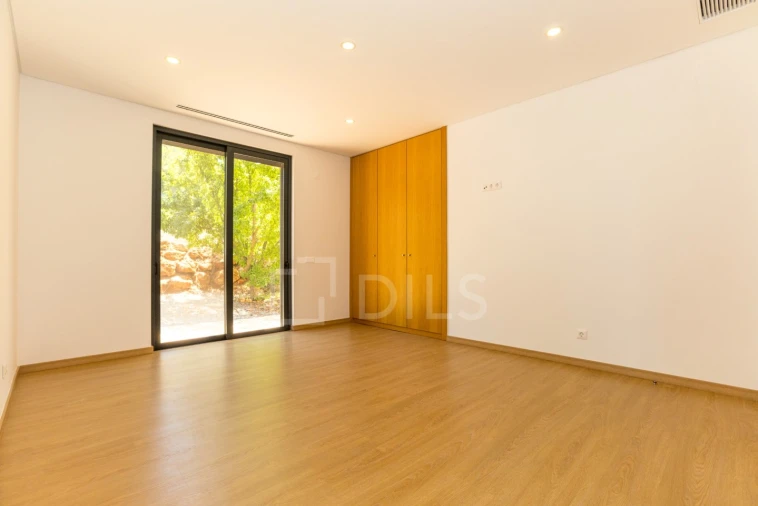 Moradia T4 para Venda em Loule (São Clemente) Foto 17