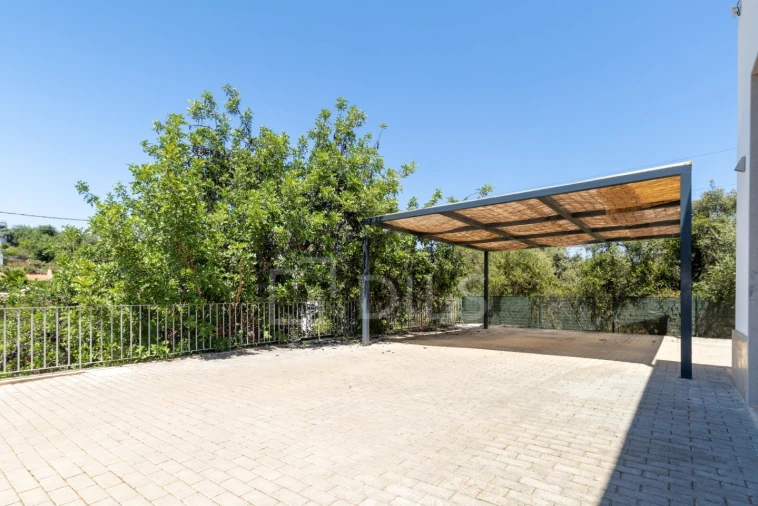 Moradia T4 para Venda em Loule (São Clemente) Foto 8