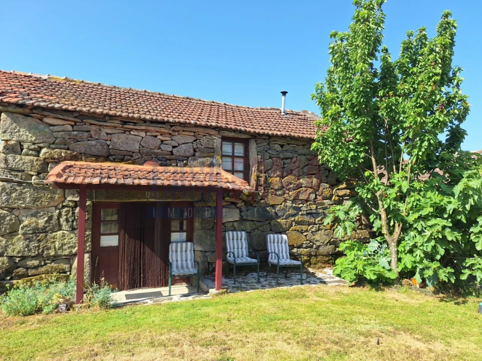 Moradia T4 para Venda em Vilar e Viveiro Foto 39