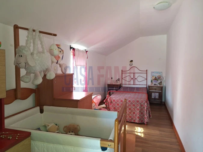 Moradia T4 para Venda em Vilar e Viveiro Foto 14