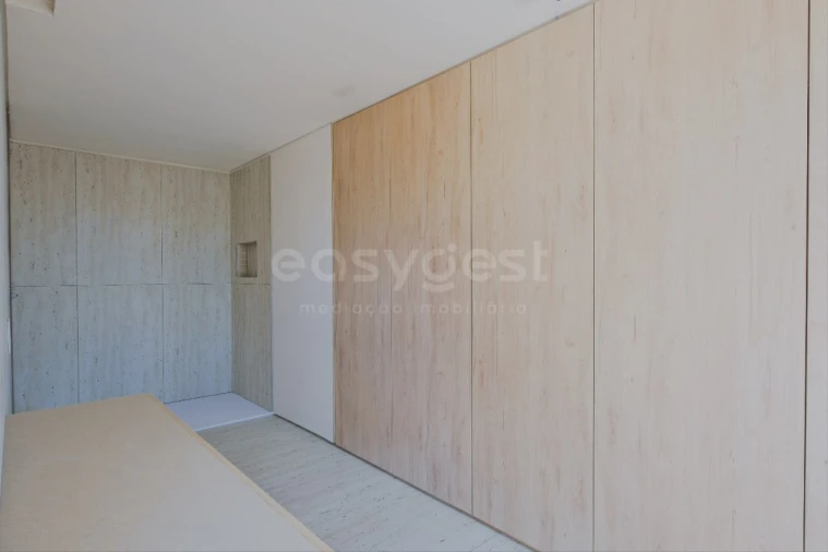 Moradia T4 para Venda em Santa Maria, São Pedro e Matacães Foto 22