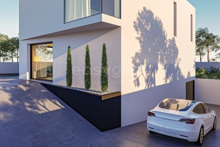 Moradia T4 para Venda em Santa Maria, São Pedro e Matacães Foto 49