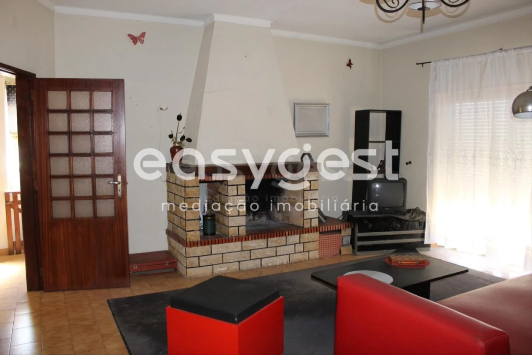 Moradia T7 para Venda em Atouguia Foto 5