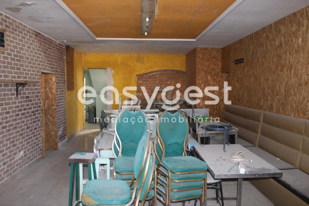 Moradia T7 para Venda em Atouguia Foto 30