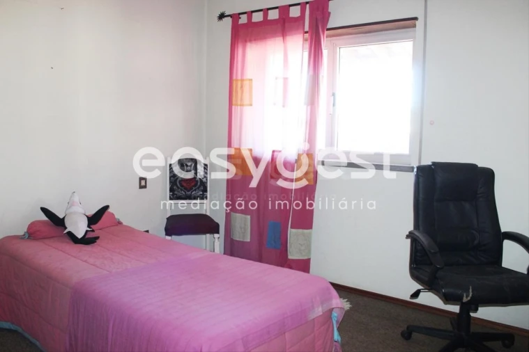 Moradia T7 para Venda em Atouguia Foto 12