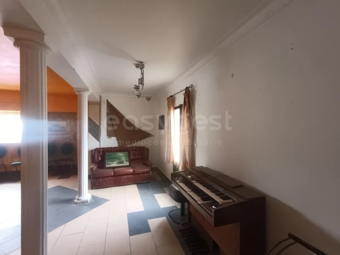 Moradia T7 para Venda em Atouguia Foto 51