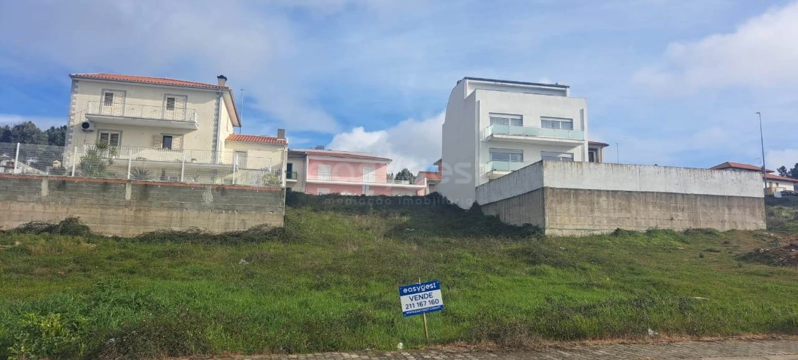 Terreno para Venda em Mogadouro, Valverde, Vale de Porco e Vilar de Rei Foto 2
