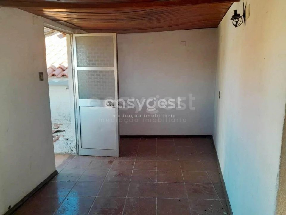 Moradia T3 para Venda em Cabeça Gorda Foto 10