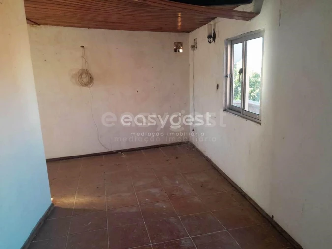 Moradia T3 para Venda em Cabeça Gorda Foto 4