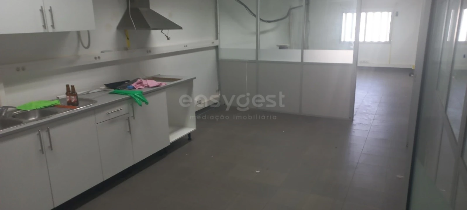 Loja para Venda em Alverca do Ribatejo e Sobralinho Foto 10