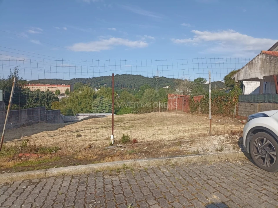 Terreno para Venda em Canelas Foto 9