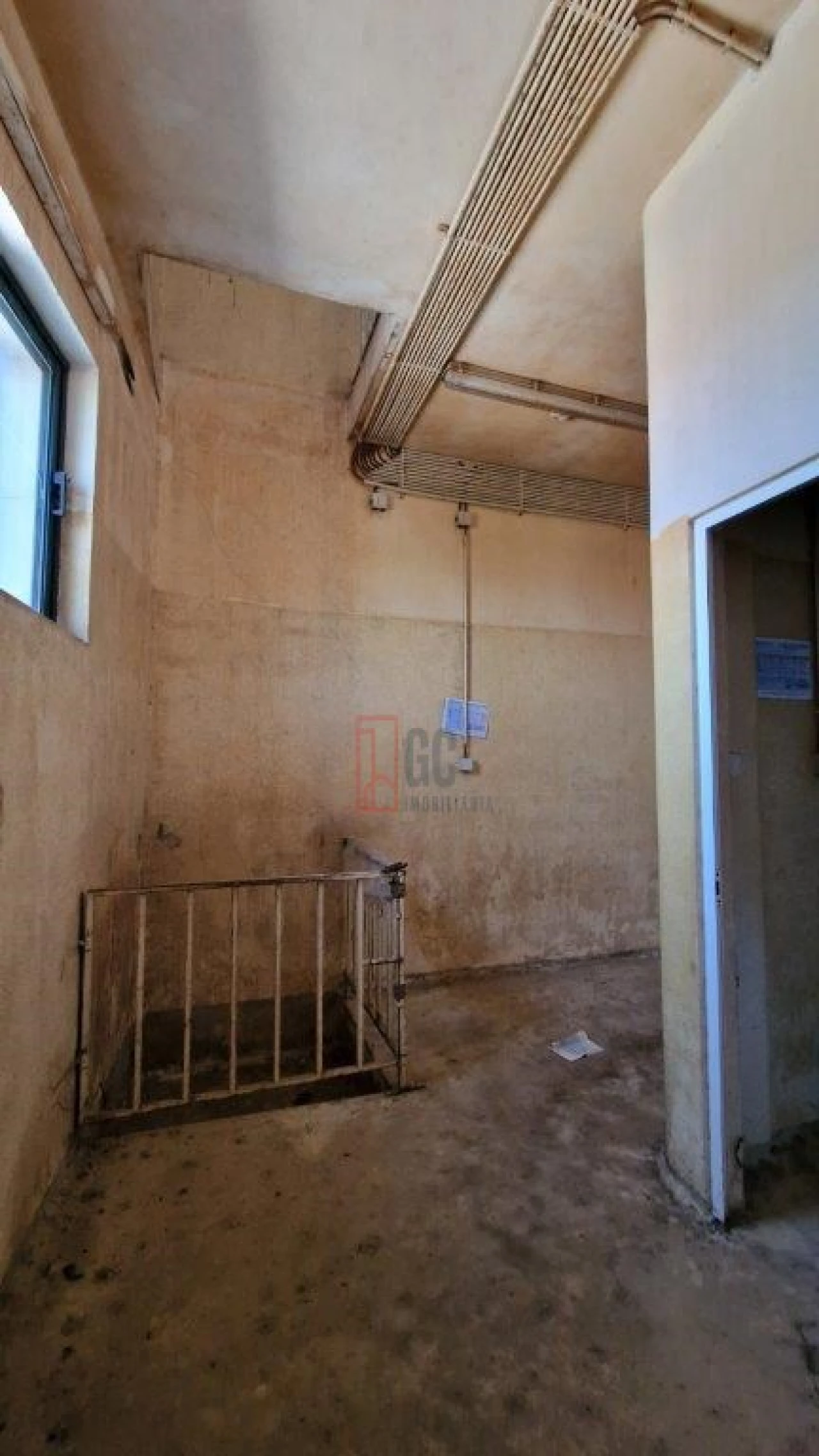 Prédio para Venda em Bouçoães Foto 6