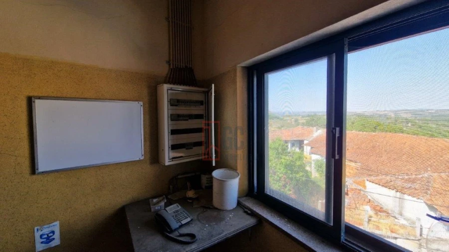Prédio para Venda em Bouçoães Foto 14