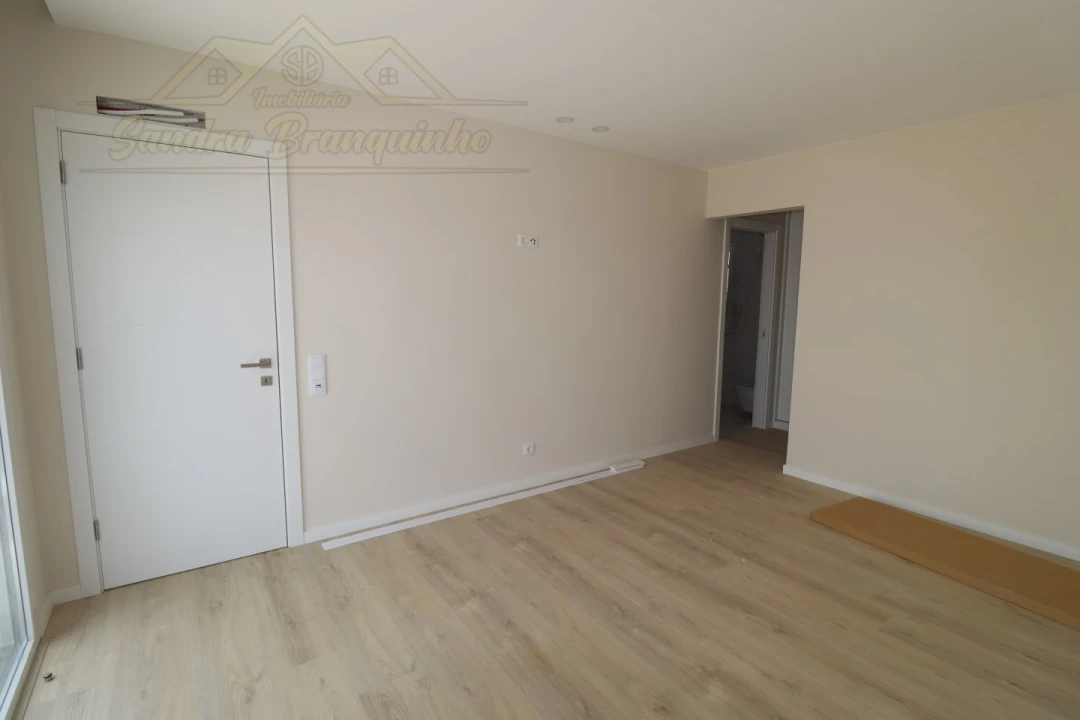 Moradia T5 para Venda em Ponte do Rol Foto 53