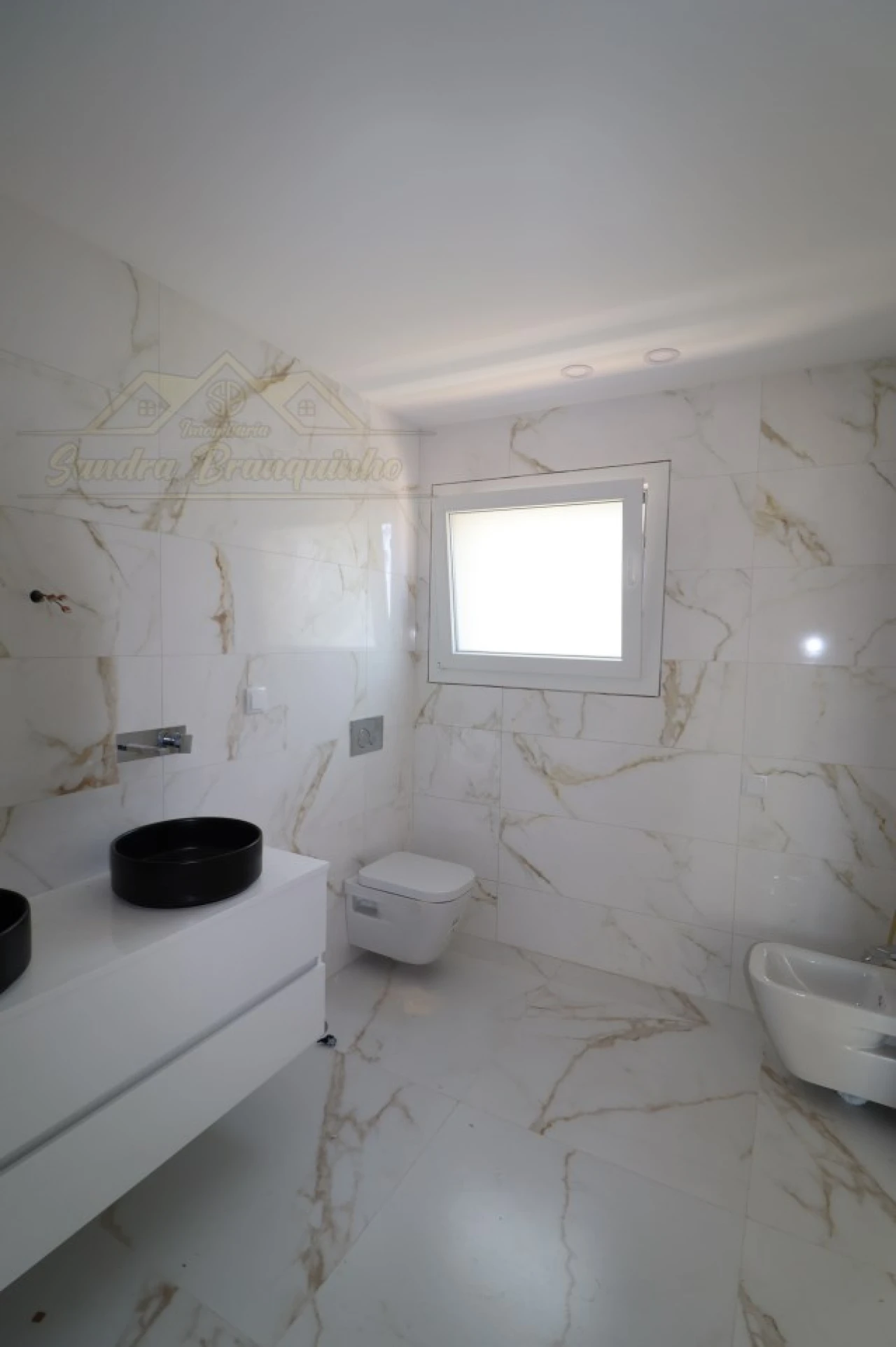 Moradia T5 para Venda em Ponte do Rol Foto 59