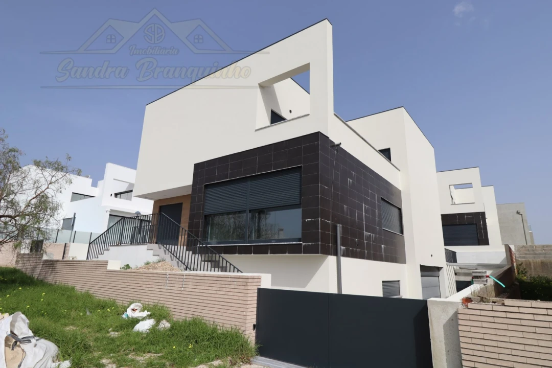 Moradia T5 para Venda em Ponte do Rol Foto 20