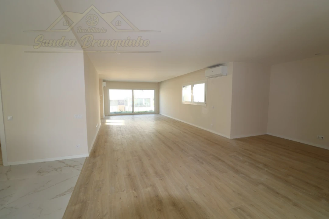 Moradia T5 para Venda em Ponte do Rol Foto 34