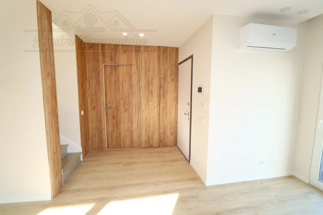 Moradia T5 para Venda em Ponte do Rol Foto 47